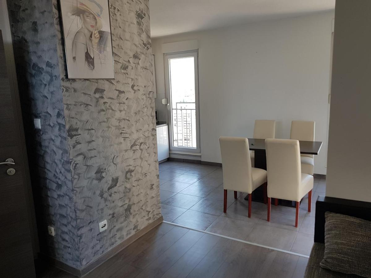 Apartman Duzel Appartement Split Buitenkant foto